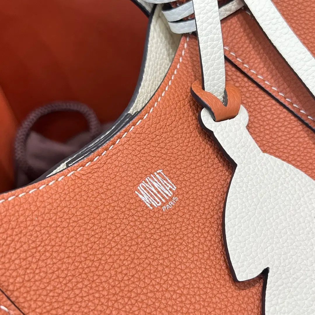 تهي دوو شنطة