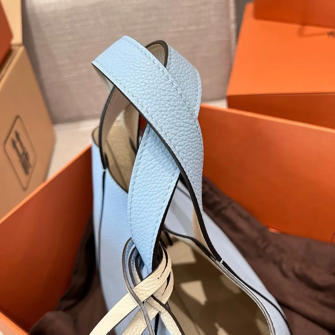 تهي دوو شنطة